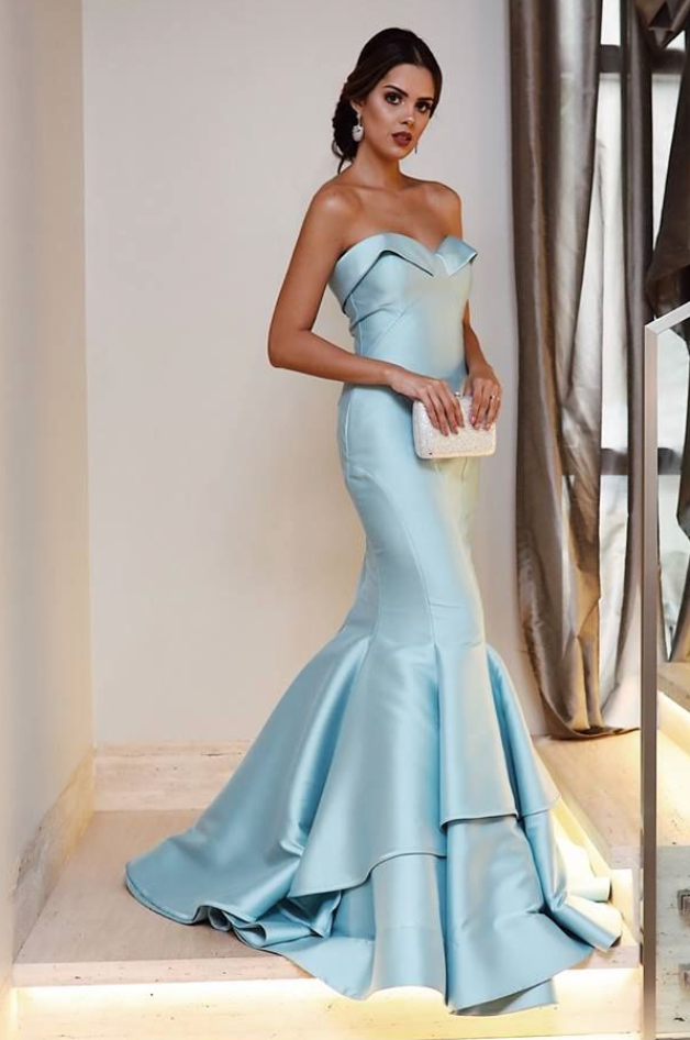 Capitalismo-And She Is Couture®