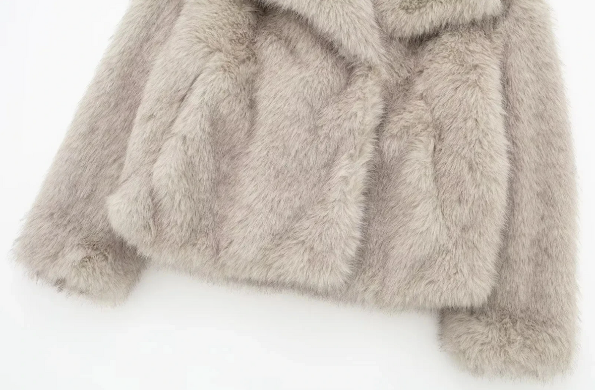 Singinta Fur Coat