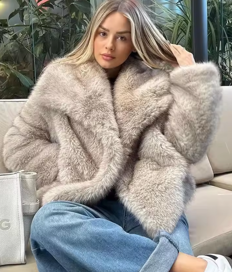 Singinta Fur Coat