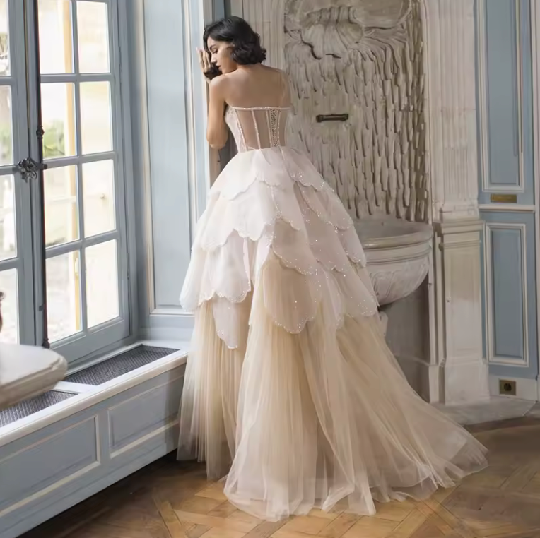 Governo Vecchio Gown