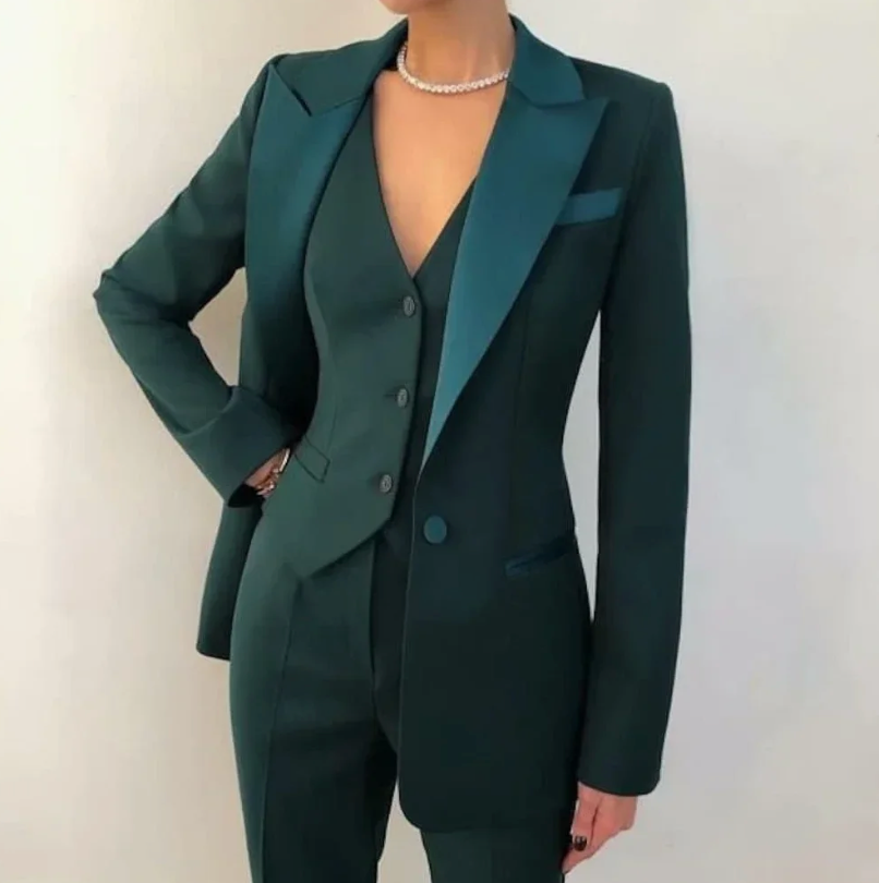 Woman wearing the Old Money Collection Couture De Longpre Suit Set