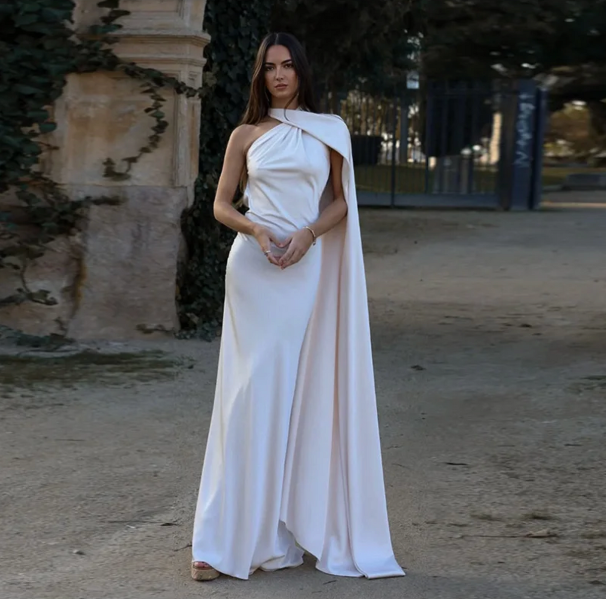 Nizioleti Maxi Dress