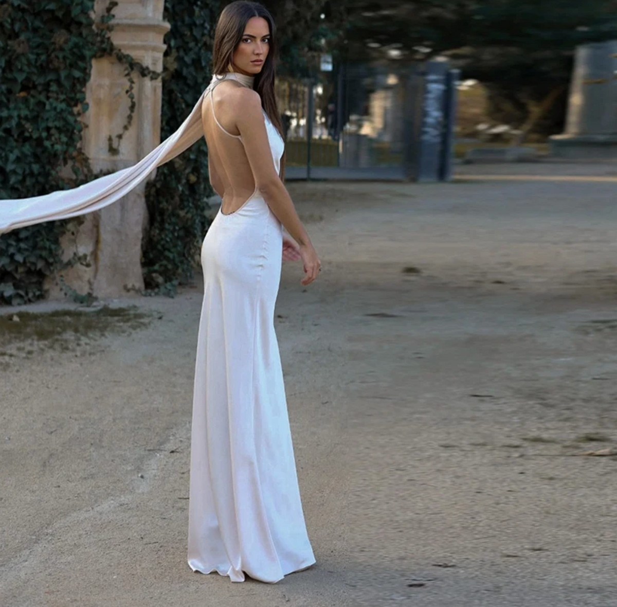 Nizioleti Maxi Dress