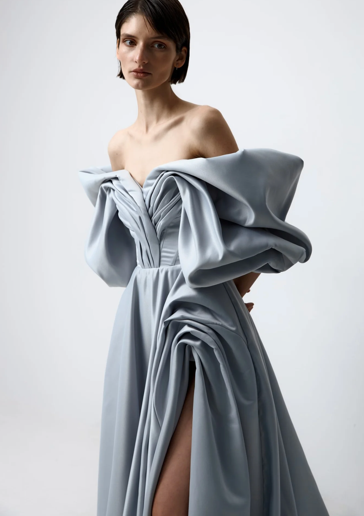 F1 Gown